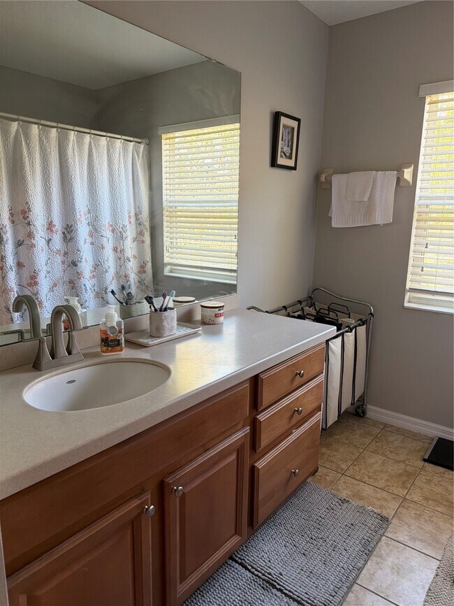 Building Photo - 1951 Sunset Palm Dr