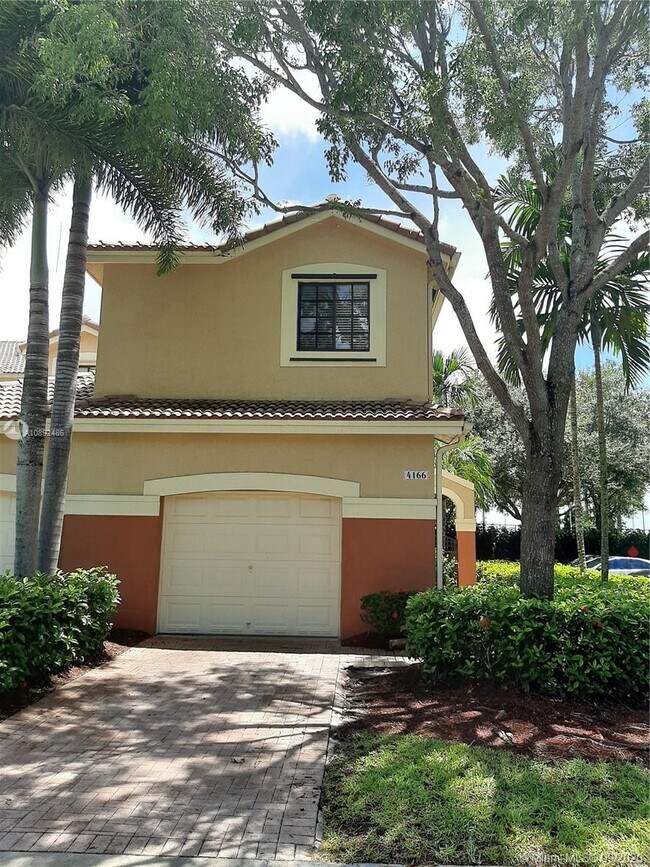 Building Photo - 4166 Forest Dr