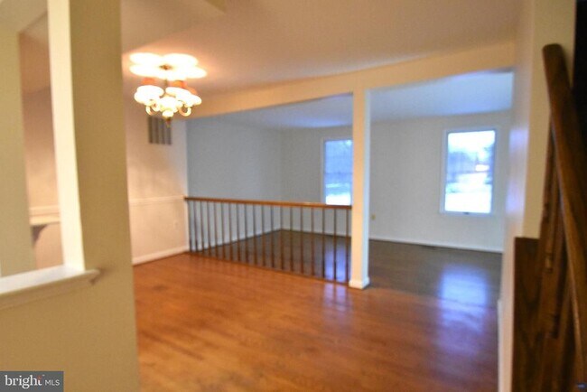 Foto del edificio - 106 Smithfield Ct