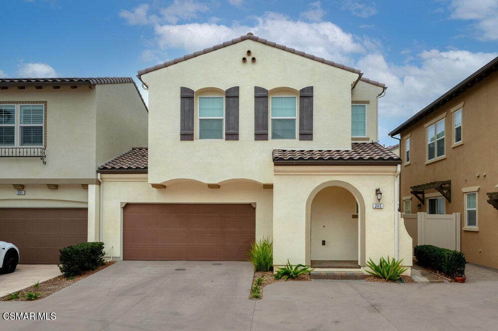 Foto principal - 243 Stonegate Rd