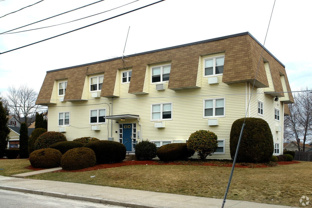 Primary Photo - Willow House