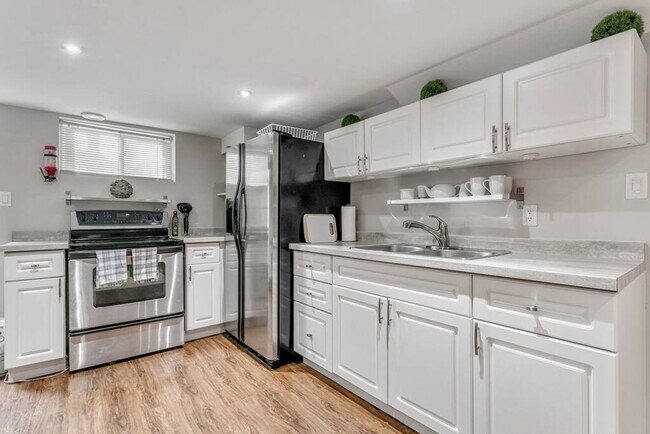 Building Photo - 2019 Westfield Dr