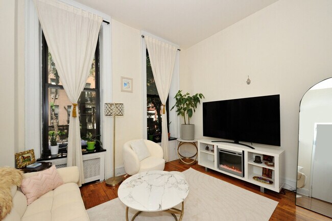 Foto del edificio - 126 E 39th St
