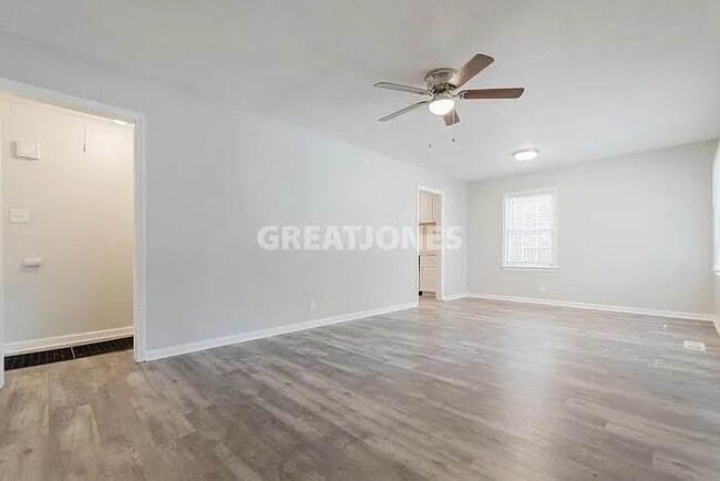 Foto del edificio - 1908 St Louis Ave