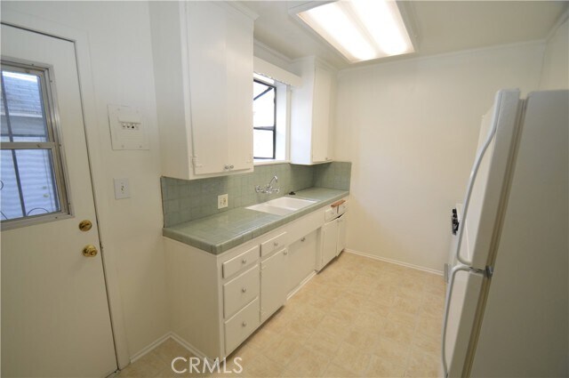 Foto del edificio - 1420 N Edison Blvd