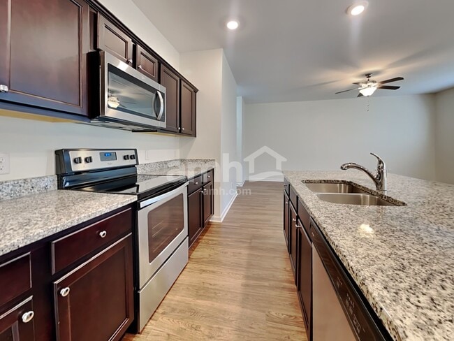 Building Photo - 200 Orion Way