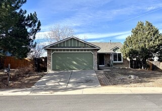 Building Photo - 4865 S Espana Ln