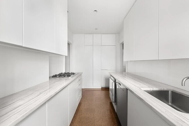 Foto del edificio - 328 W 86th St