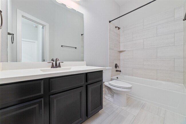 Building Photo - 11127 Bluewater Lagoon Cir