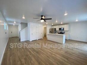 Building Photo - 3237 E Labyrinth Pt Cir