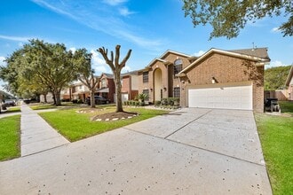 Building Photo - 3519 Brackenfern Rd