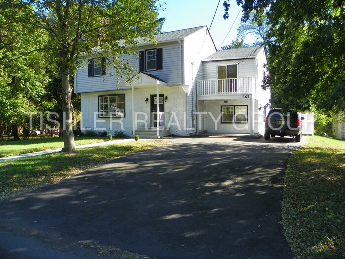 Primary Photo - 367 Brightwood Ave
