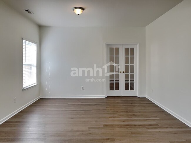Building Photo - 8120 Nikki Cole Dr