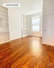Building Photo - 154 E 28th St