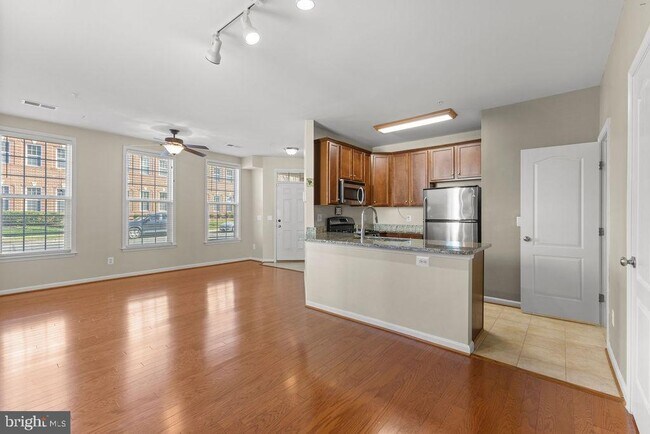 Foto del edificio - 19441 Promenade Dr