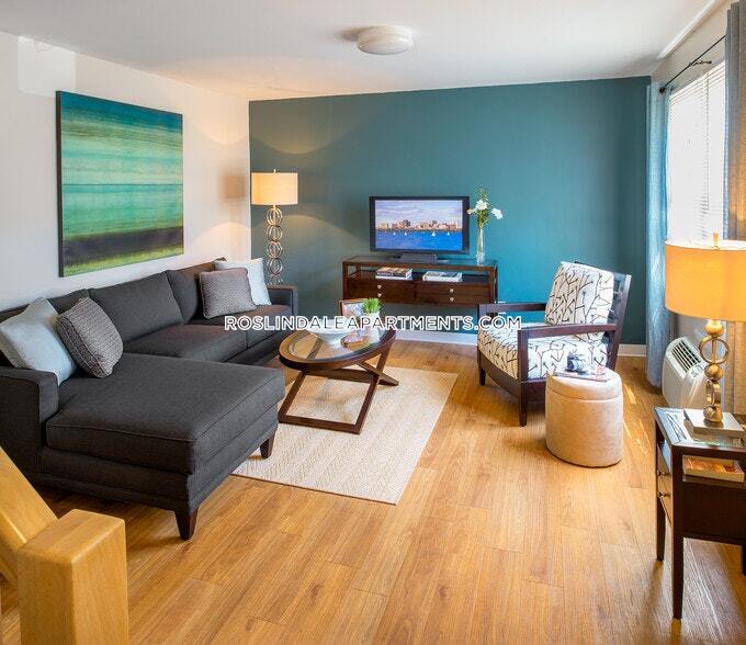Foto principal - 390 Blue Ledge Dr.