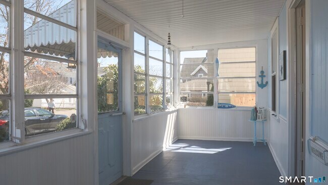 Foto del edificio - 49 Sound View Heights