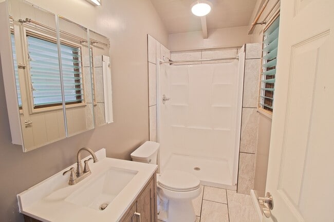 Building Photo - 4BD|2BA|Carport|ADU|Yard Service Included