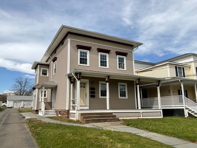 Building Photo - 61 S Main St