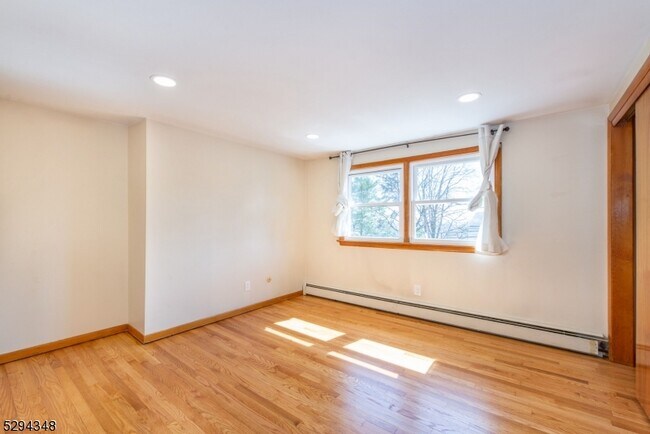 Building Photo - 41 N 15th St