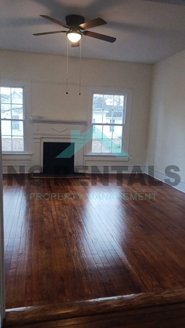 Foto del edificio - 307 N Parker St