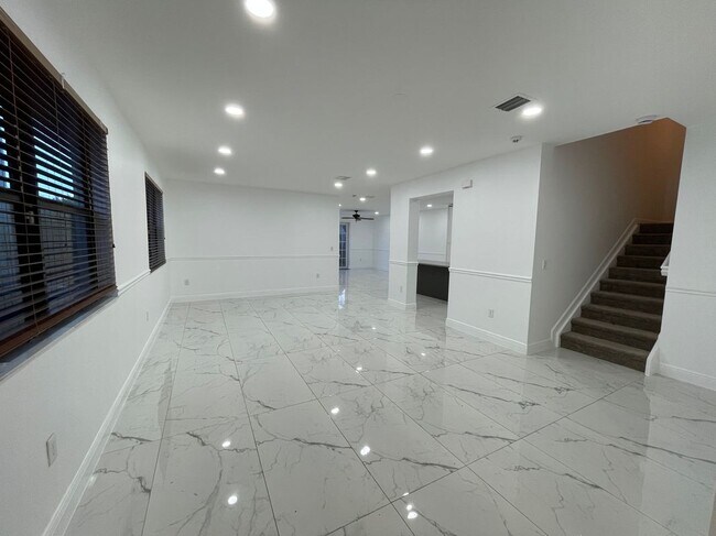 Foto del edificio - 9244 SW 227th Ln