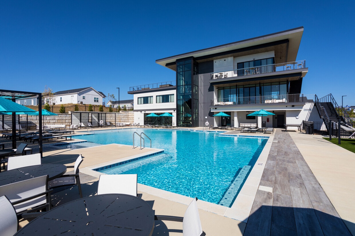 Primary Photo - Monrovia Hill