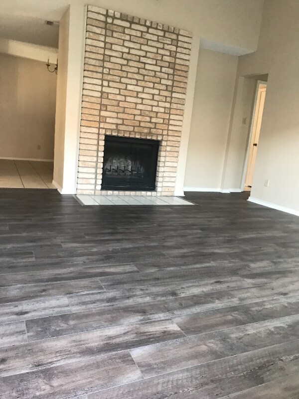 Foto del edificio - 213 Lone Pine Ct