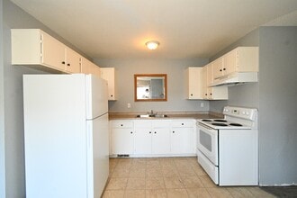 Building Photo - 2113 Quince St