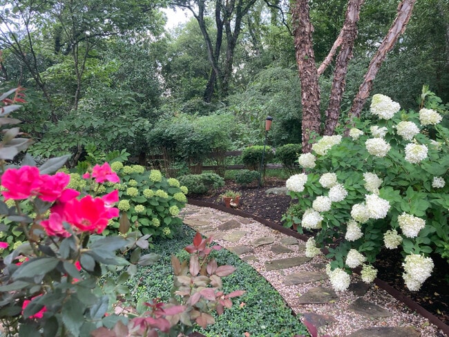 Photo - 613 Davis Acres Dr House