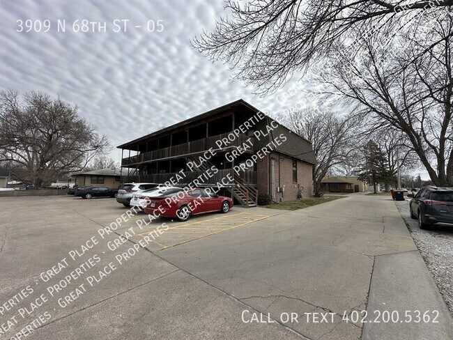 Foto del edificio - 3909 N 68th St