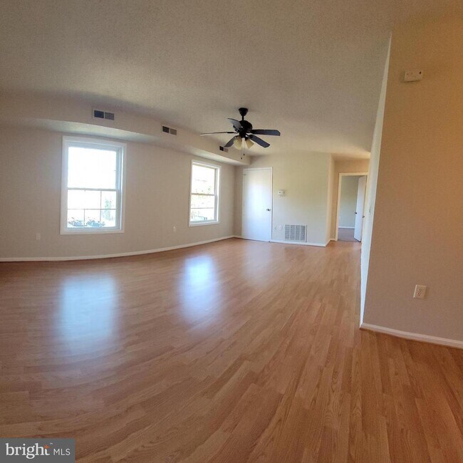 Foto del edificio - 3815 Swann Rd