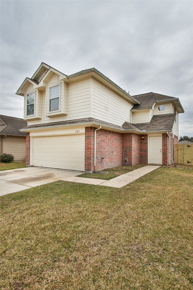 Foto del edificio - 527 Richcrest Dr