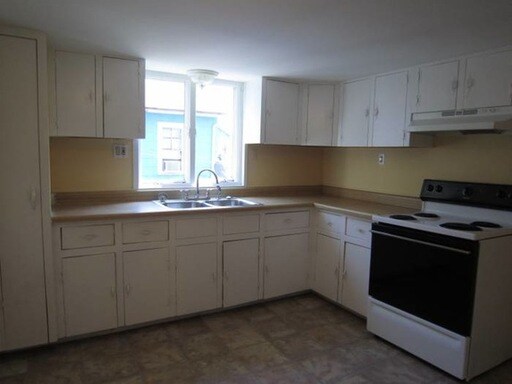 Building Photo - 528 W Wilkes Barre St