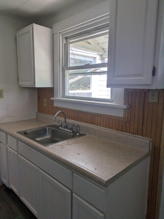 Foto del edificio - 516 Farnsworth Ave