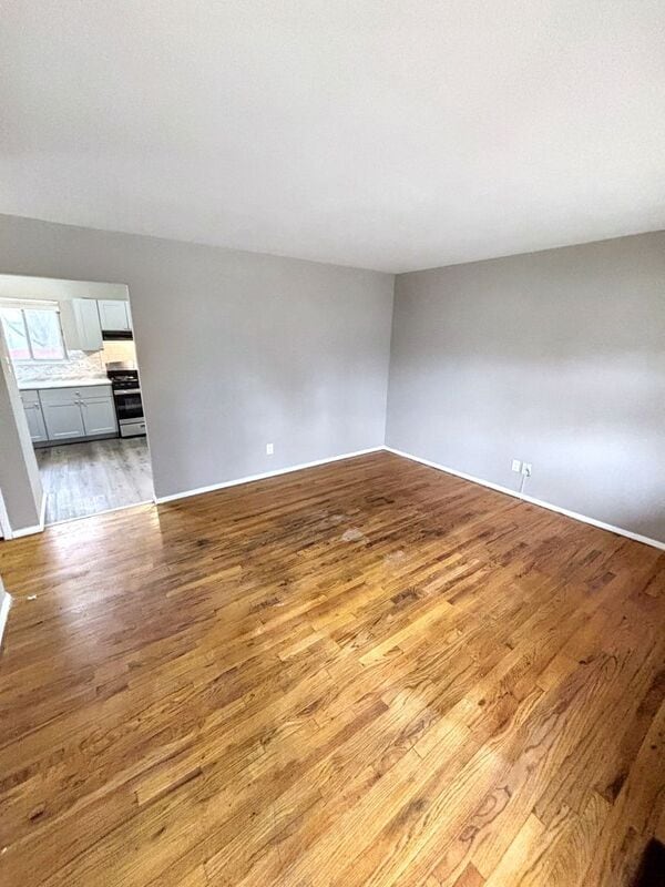 Building Photo - 1508 Farmview Ave
