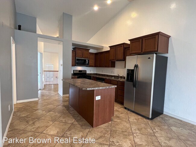 Building Photo - 3 br, 2.5 bath House - 89 E RiverBend Rd