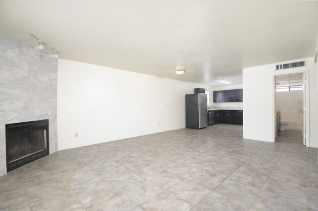 Foto del edificio - 1647 E Lester St