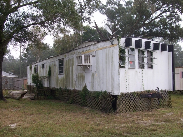 Primary Photo - Town & Country Mobile Home Park