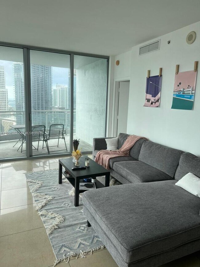 Foto del edificio - 90 SW 3rd St