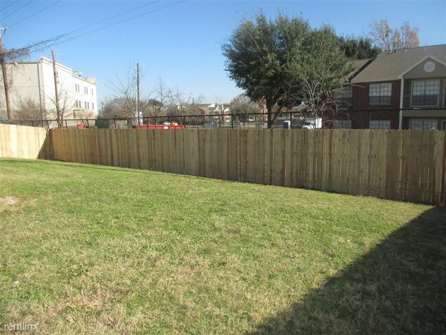 Building Photo - 4 br, 2 bath House - 938 Barrymore Ln