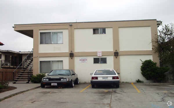Building Photo - 3863-3865 46th St