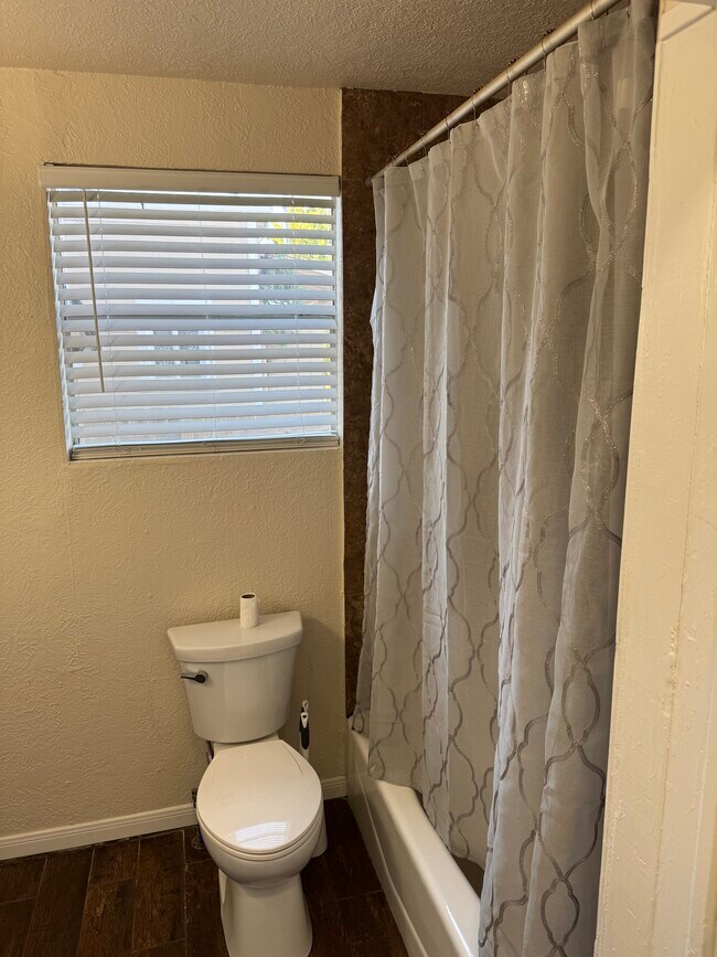 Foto del edificio - 2238 Broadway St