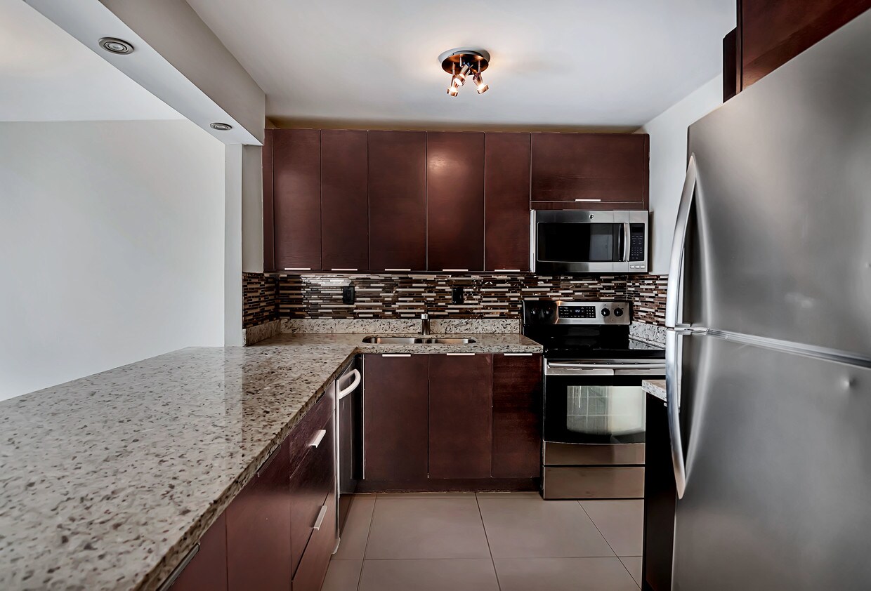 16710 NE 9th Ave, North Miami Beach, FL 33162 Condo for Rent in North