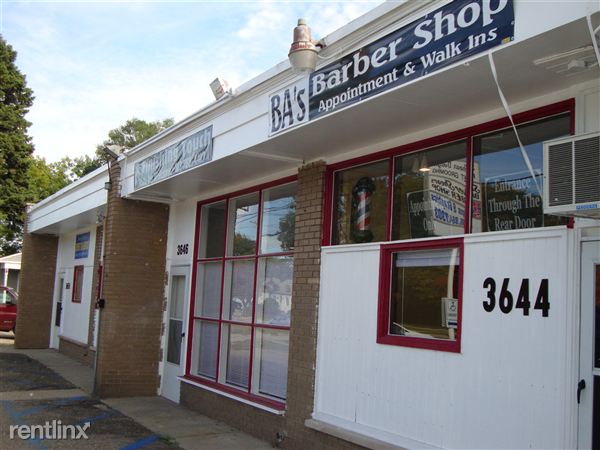 Building Photo - 3648 E 9 Mile Rd