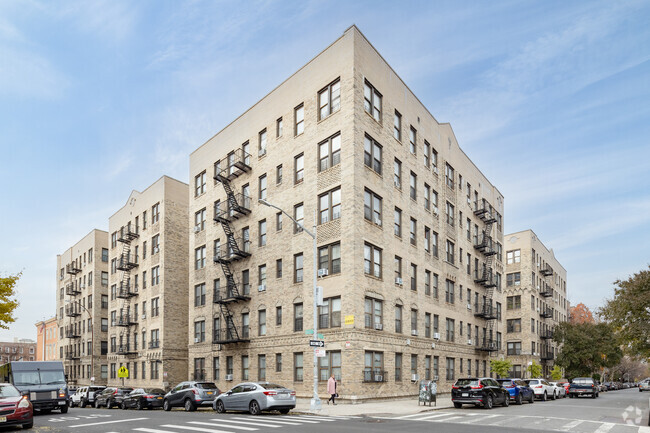 Foto del edificio - 2075-2081 Wallace Avenue WP Bronx, NY 10462