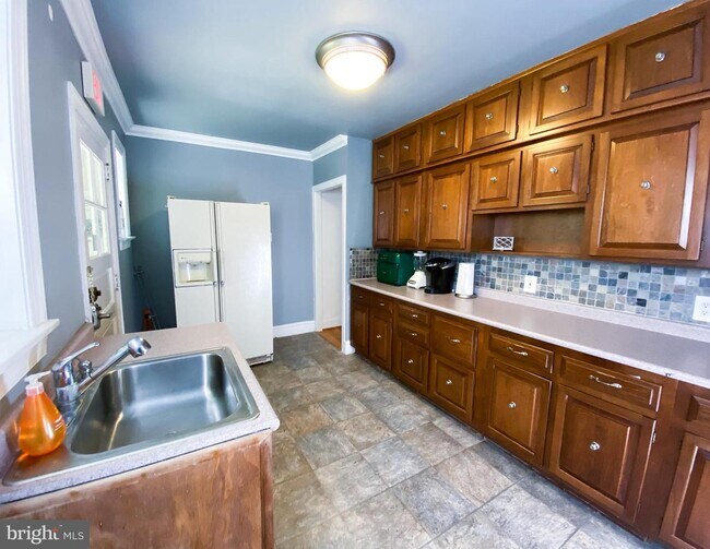 30 Rock Hill Rd, Bala Cynwyd, PA 19004 Townhouse for Rent in Bala