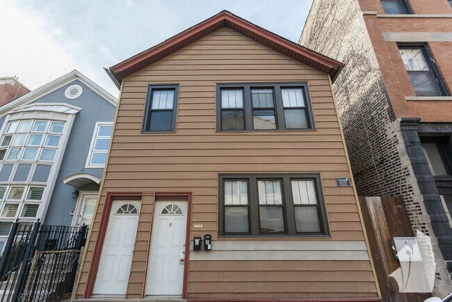 Foto del edificio - 2254 N Southport Ave