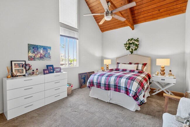 Foto del edificio - 46750 Mountain Cove Dr