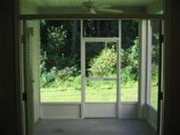 Building Photo - Beautiful Town Home In Summer Place